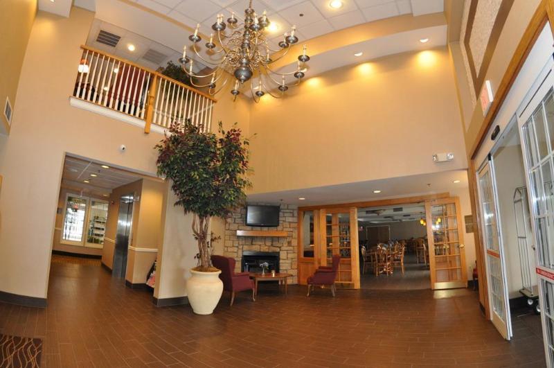 Comfort Inn & Suites Sturbridge-Brimfield מראה חיצוני תמונה